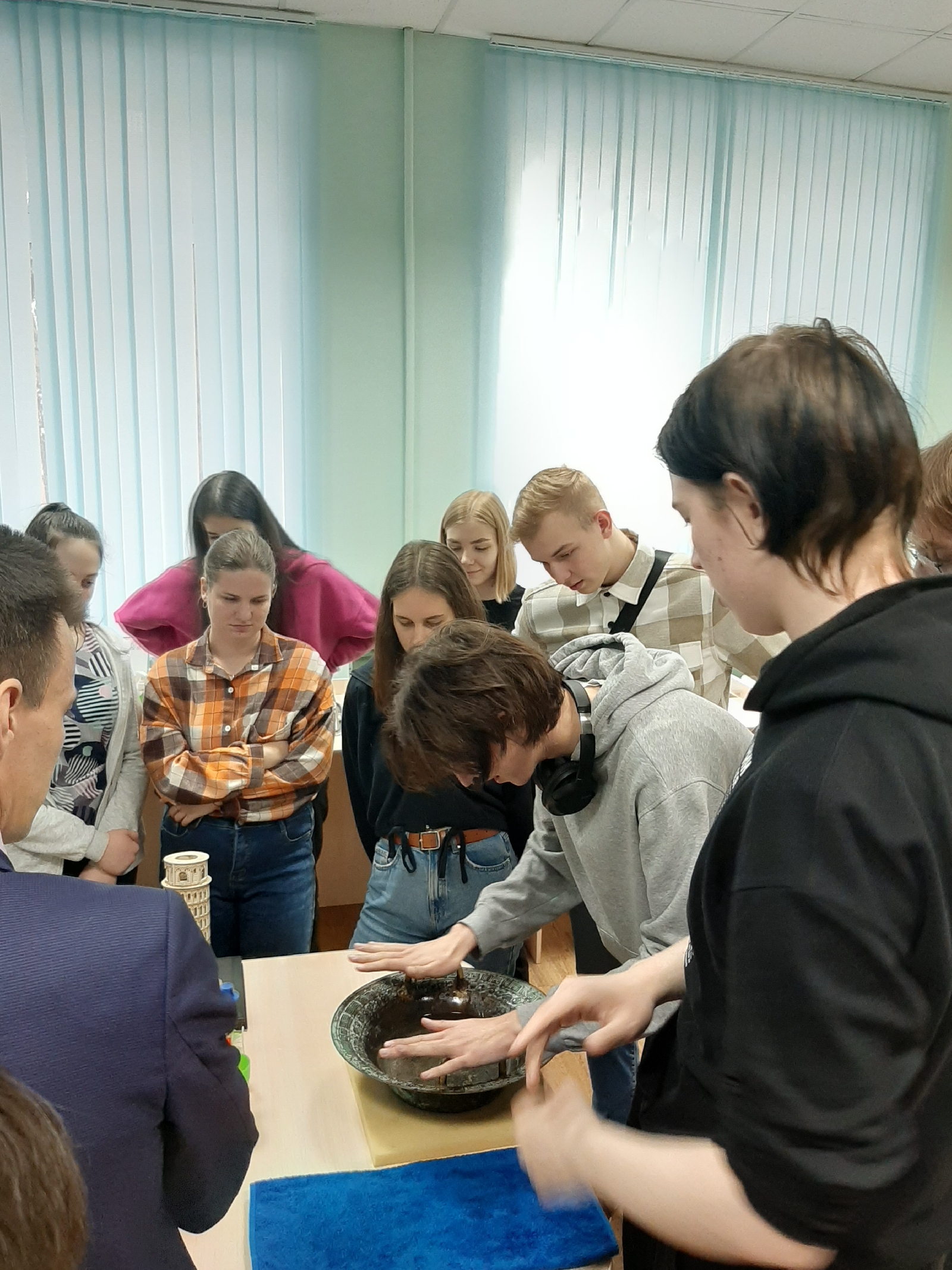 Группа 20ФПИ1 побывала в Музее занимательных наук